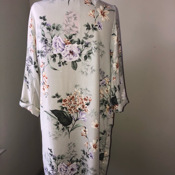 Kimono - Picture 3 of 3